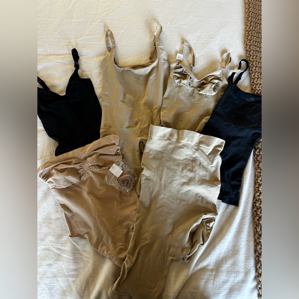 SKIMS SHAPEWEAR